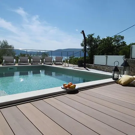 Sunshine Comfortable 3* Pinezići